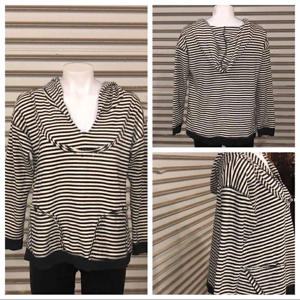 Paper Crane beige with black striped top size L